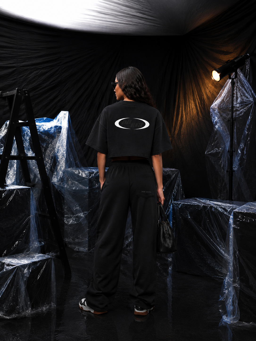CAMISETA DARK WOMAN BLACK