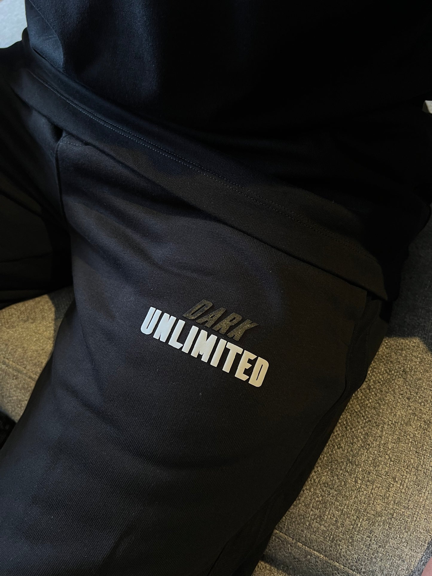 JOGGER DARK SHADOW BLACK