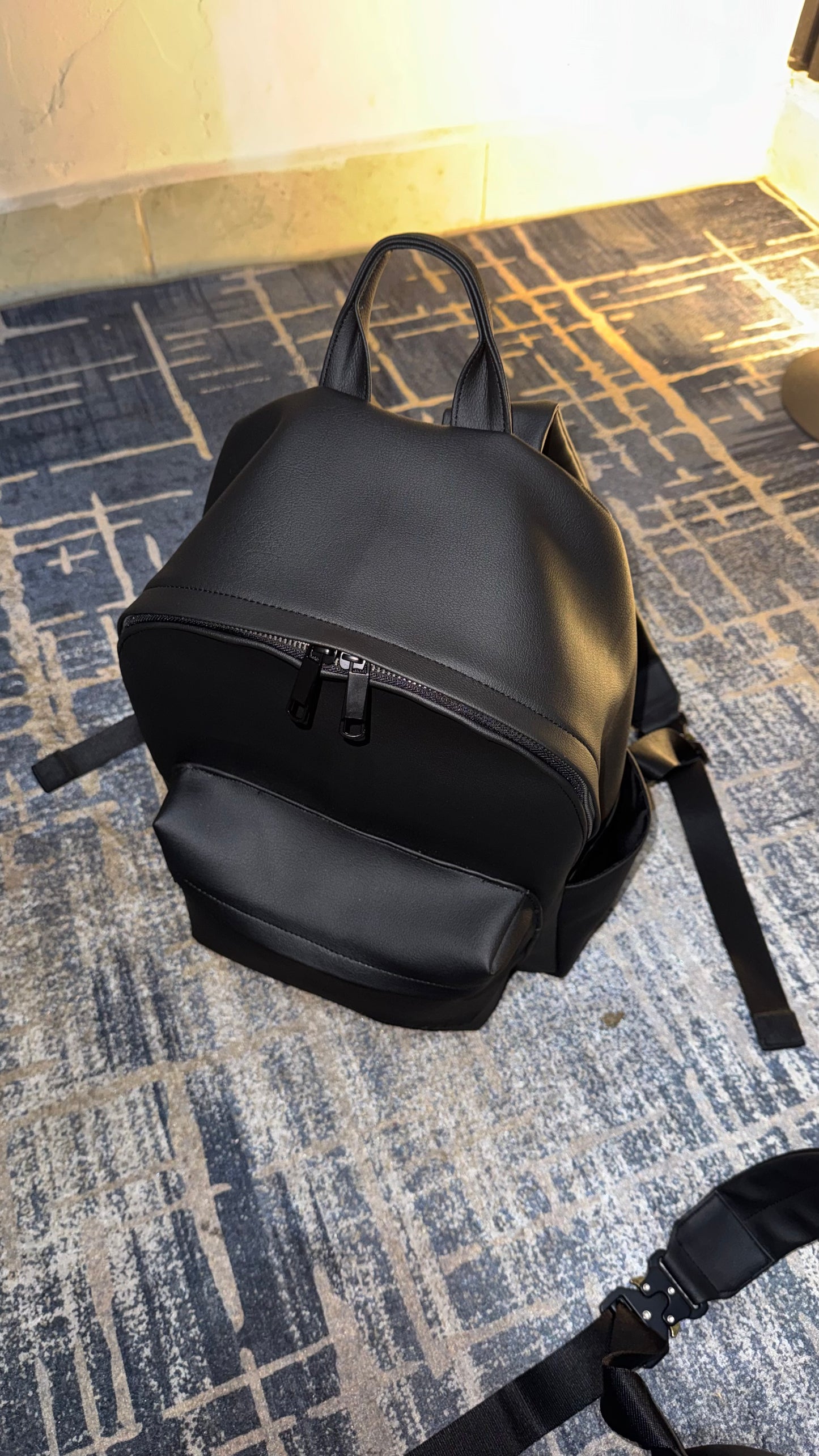 BACK PACK DARK CRHISTOPHER