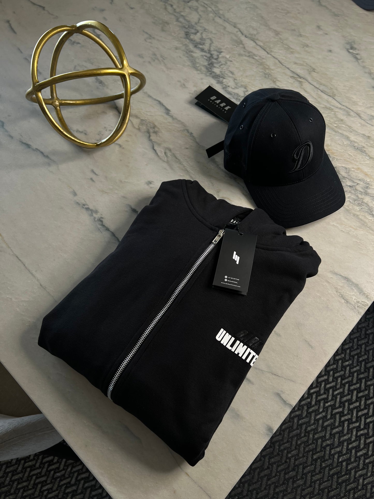 HODDIE DARK SHADOW BLACK