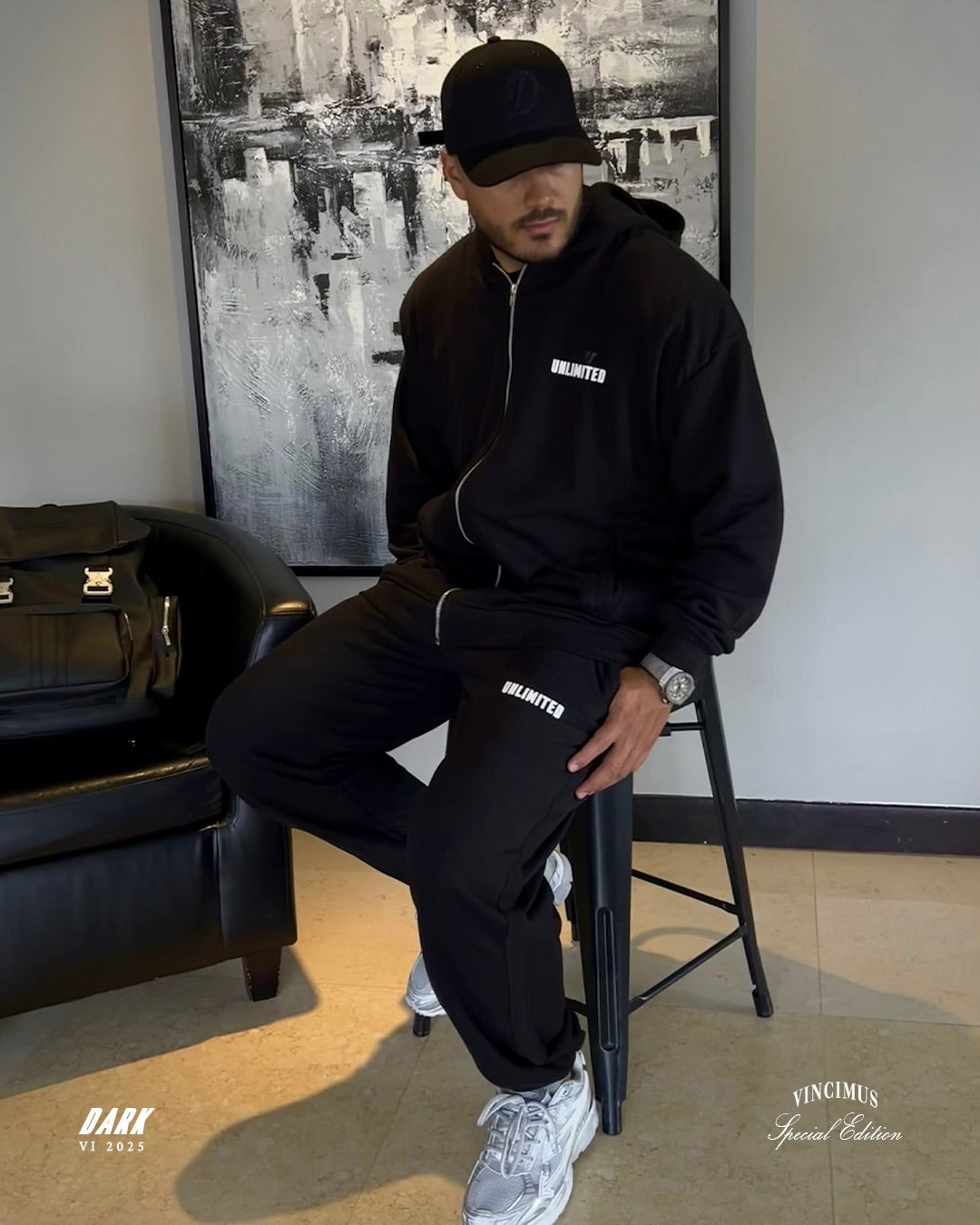 HODDIE DARK SHADOW BLACK